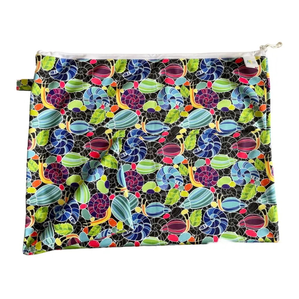 Little Birds Wetbag 50x60 - Night Snails